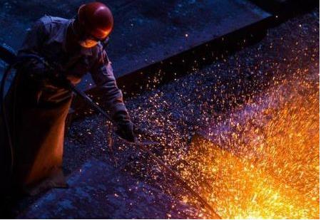 工信部：到2020年中國原材料產(chǎn)品質(zhì)量明顯提高，構(gòu)建世界級先進制造業(yè)集群??