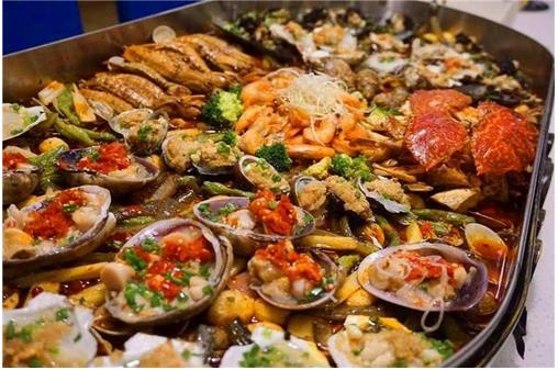 隨著人們需求量不斷地增加，海鮮行業(yè)未來發(fā)展?jié)摿薮?