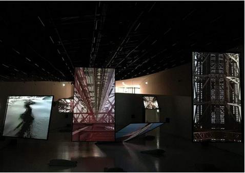 我國博物館產(chǎn)業(yè)基礎(chǔ)比較薄弱，與發(fā)達(dá)國家相比差距很大