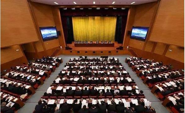 交通運輸部部長李小鵬：2018年，鐵路完成投資7920億元，公路水路完成投資2.3萬億元，民航完成投資810億元