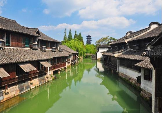 2019年旅游人數(shù)仍處增長態(tài)勢，將達(dá)60.6億人次，各地紛紛出臺新一輪文化旅游規(guī)劃??