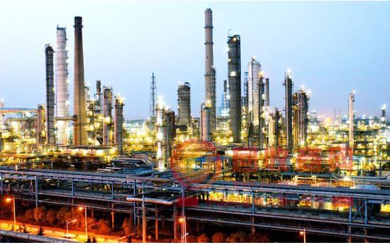 石油化工行業(yè)的發(fā)展趨勢，即一體化、平臺化、集聚化和高端化