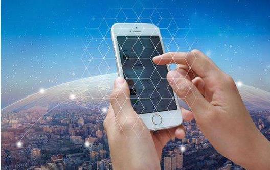 1-2月，三家基礎(chǔ)電信企業(yè)完成移動(dòng)數(shù)據(jù)及互聯(lián)網(wǎng)業(yè)務(wù)收入1033億元，同比增長4.9%??